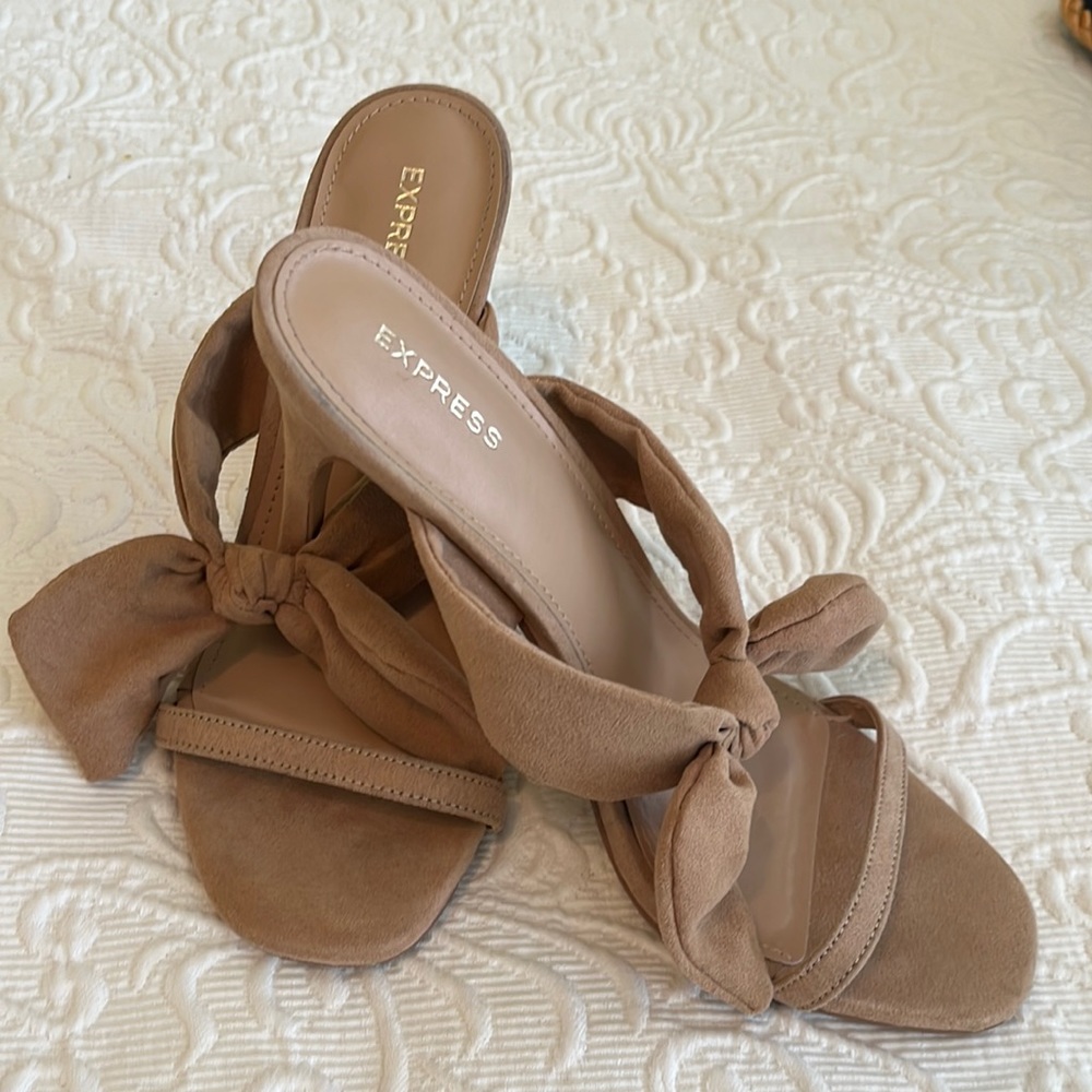 Express slip on sandals, size 7